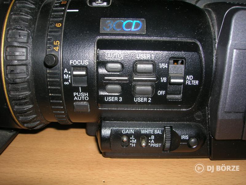 Panasonic AG-DVX100B 3CCD 24p Mini DV videokamera