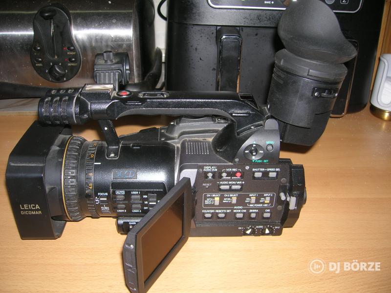 Panasonic AG-DVX100B 3CCD 24p Mini DV videokamera