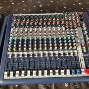 Soundcraft mfxi zenekari keverő