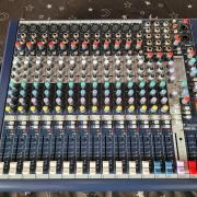 Soundcraft mfxi zenekari keverő