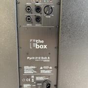 the box Pyrit 212 Sub A aktív mélyláda védőtokkal