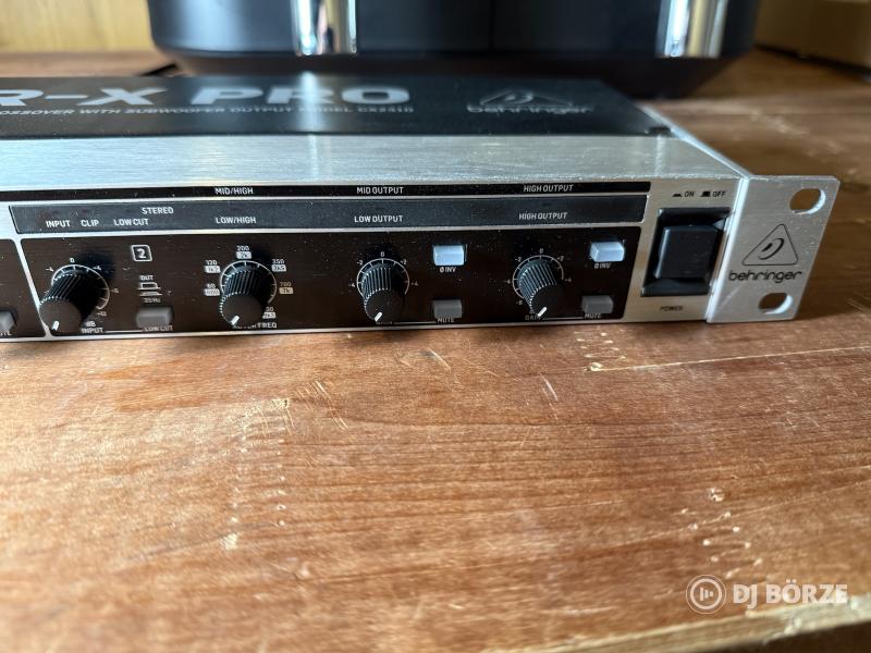 Behringer CX2310 Super X Pro V2 aktív hangváltó
