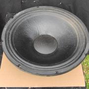 Nova15" mély hangszóró