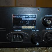 Végfok 2X400W 4 Ohm