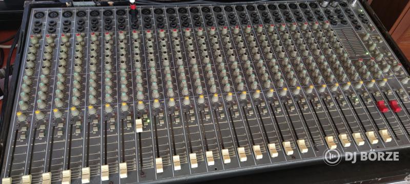 Frontier Merit MT-2402 keverőpult