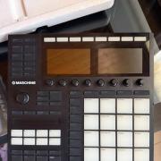 MK3 Maschine Studio midi kontroller