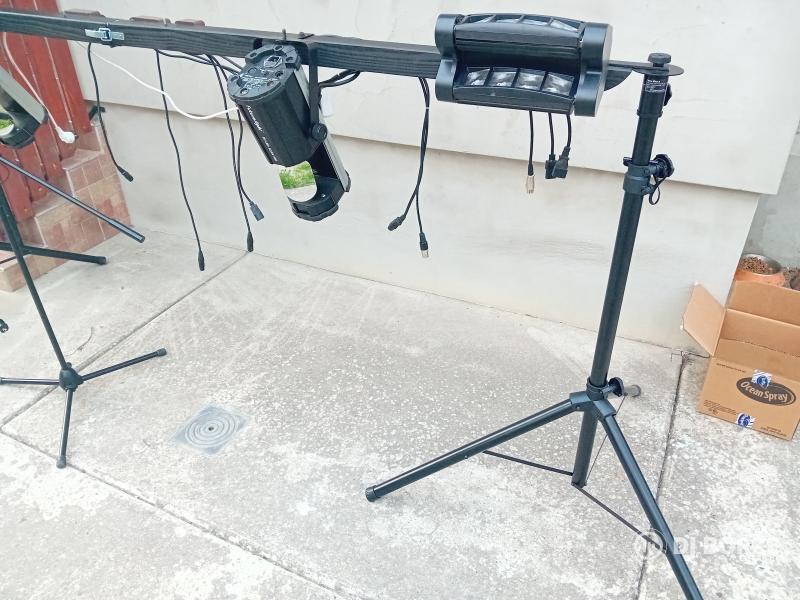 Komplett Mobil fényállvány, fényekkel, 230v és dmx vezetékekkel, szállítózsákokkal(beszámítás is)