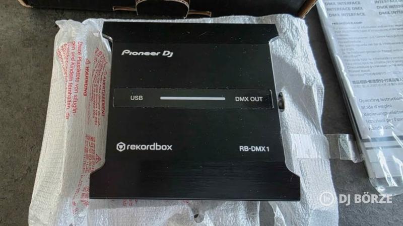 Pioneer RB-DMX1 USB-s DJ DMX vezérlő Rekordboxhoz