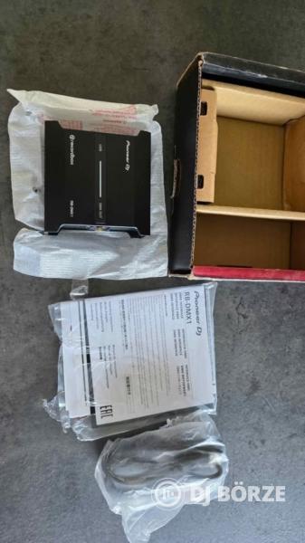 Pioneer RB-DMX1 USB-s DJ DMX vezérlő Rekordboxhoz