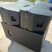 2 db Turbosound MANCHESTER MV212 + 1 db Turbosound MANCHESTER MS218 (dupla 18” sub)