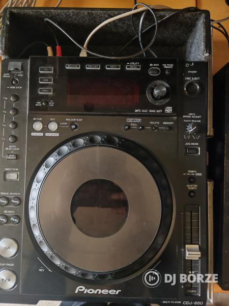 Pioneer CDJ 850 és DJM 800