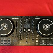 Numark Mixtrack Pro FX táskával