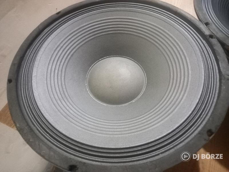 1 pár Rh Sound 15" hangszórók