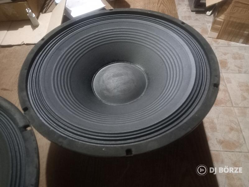 1 pár Rh Sound 15" hangszórók