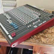 Allen & Heath ZED-18