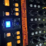 Behringer DDM4000 eladó! Beszámítás is lehetséges!