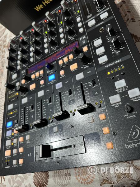Behringer DDM4000 eladó! Beszámítás is lehetséges!