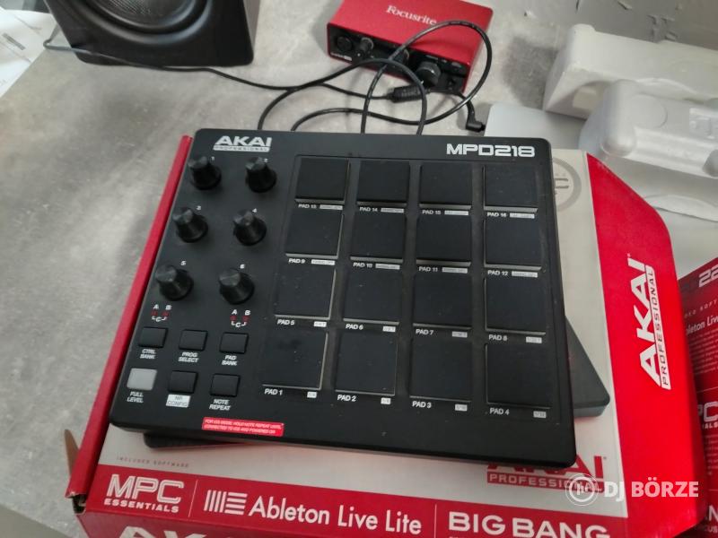 Akai mpd 218 akai mpd 226