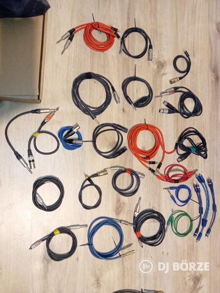 28db jel kábel, több Neutric dugóval