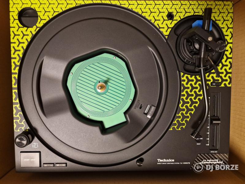 Technics SL-1200 M7B Lamborghini Green