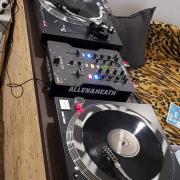 Allen & Heath-Xone 23 Dj keverő