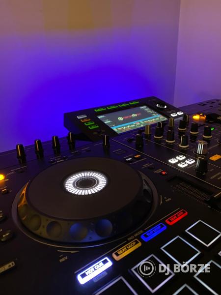 Pioneer XDJ-RX2 + Pioneer táska