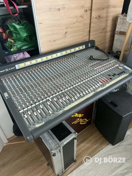 Crest Audio X EIGHT keverőpult