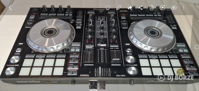 Technics DDJ-SR2