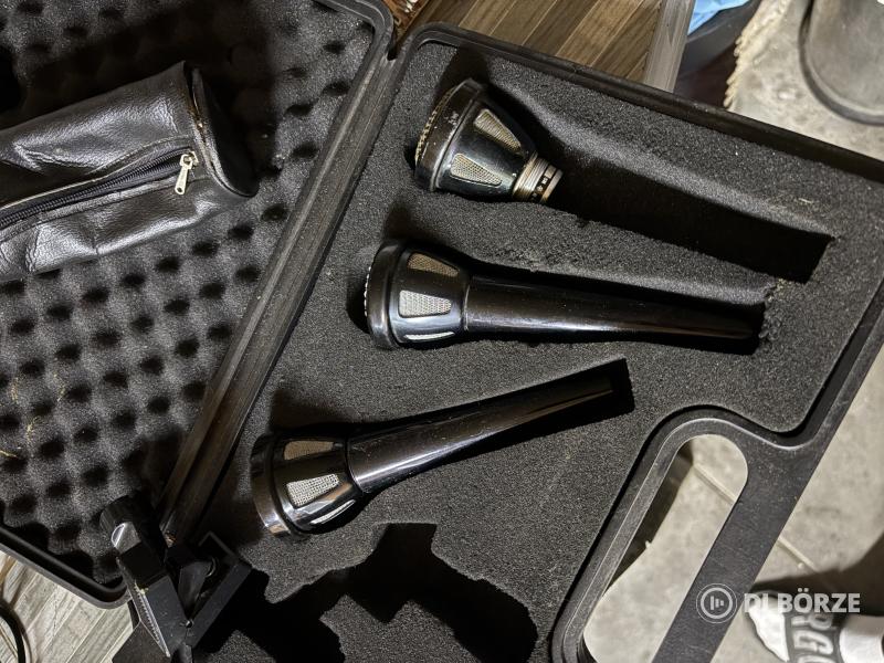 Elado egy pár zenekari dolog