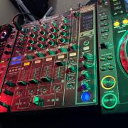 Pioneer CDJ 2000 párban / DJM 800