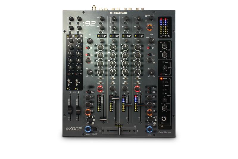 Allen & Heath - XONE 92 MK2, 4+2 csatornás, klub/DJ keverő